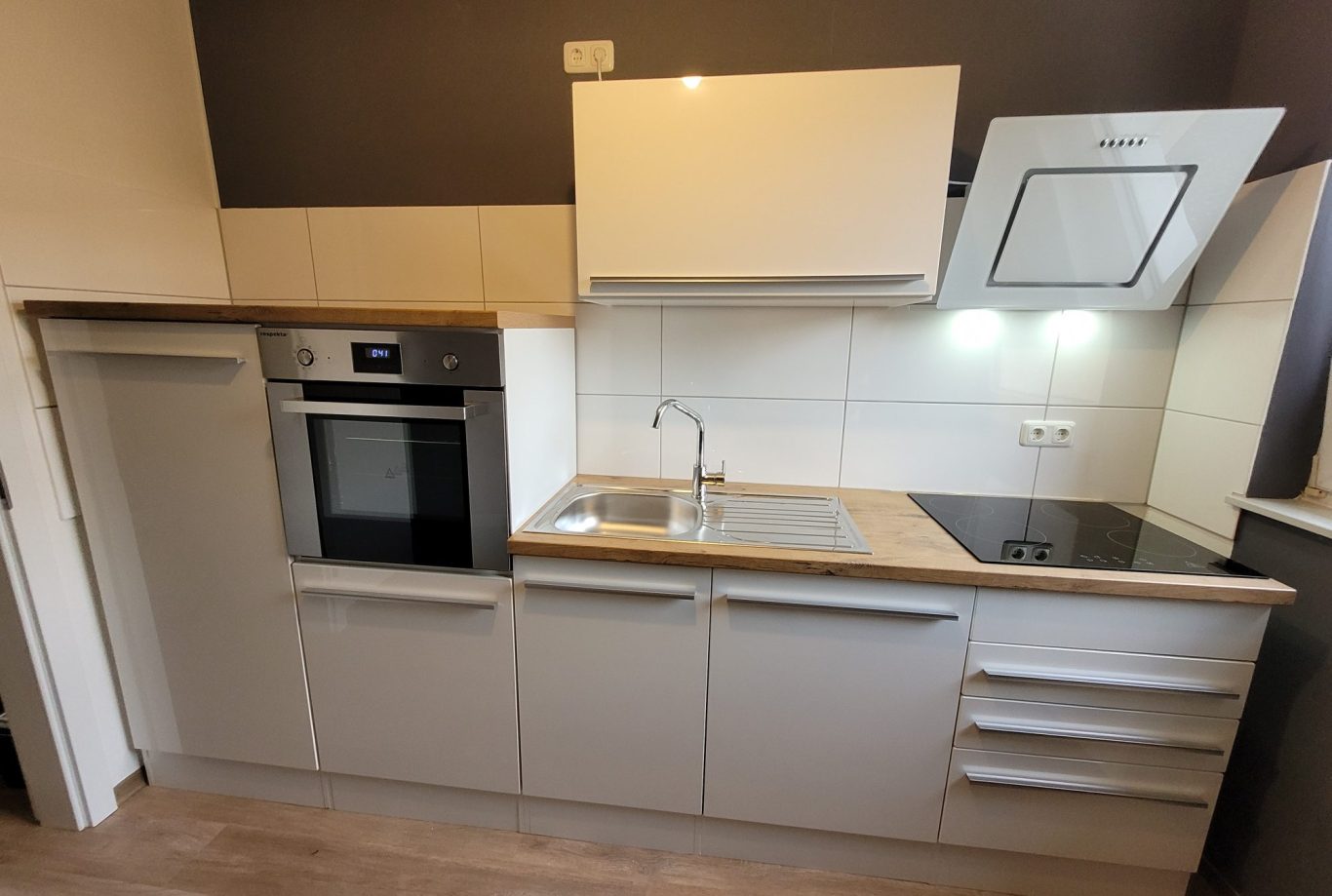 Nachbesserung einer Küchenmontage in Osnabrück Küchenmontage in Osnabrück